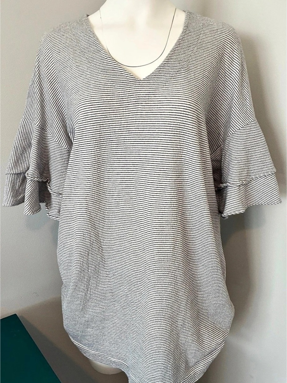 Lucky Brand Striped V-Neck mini dress in White & Grey Size Small